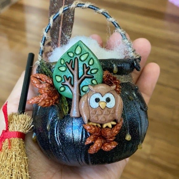 Cauldron autumn rustic lamp - Picture 7 of 12